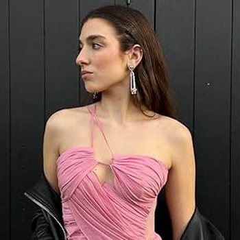 Rina Lipa Biography